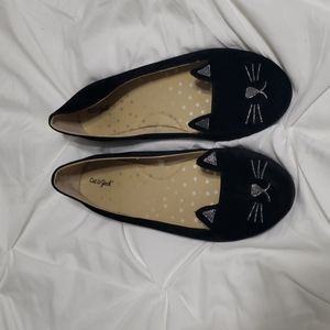 Black velvety cat flats.  So adorable but a little big on me.